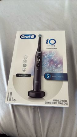 Oral-B iO Series 7 rechargeable electric toothbrush (Brand New)