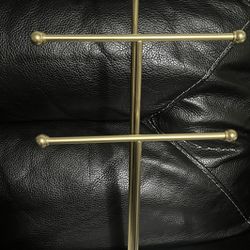 Tabletop Free Standing Necklaces And Bracelet Holder. 