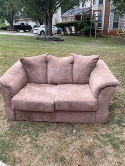 🛋️ Cozy Brown Loveseat – Super Comfortable