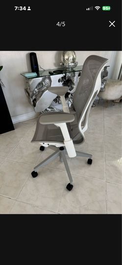 Office Chair Brand New Made By Herman Miller