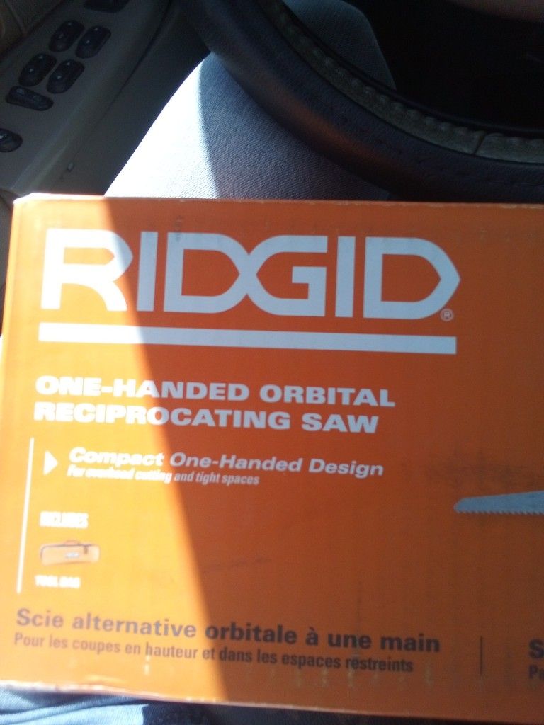 One Handed Orbital Saw