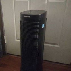 Very Good Condition Honeywell Humidifier Works Great