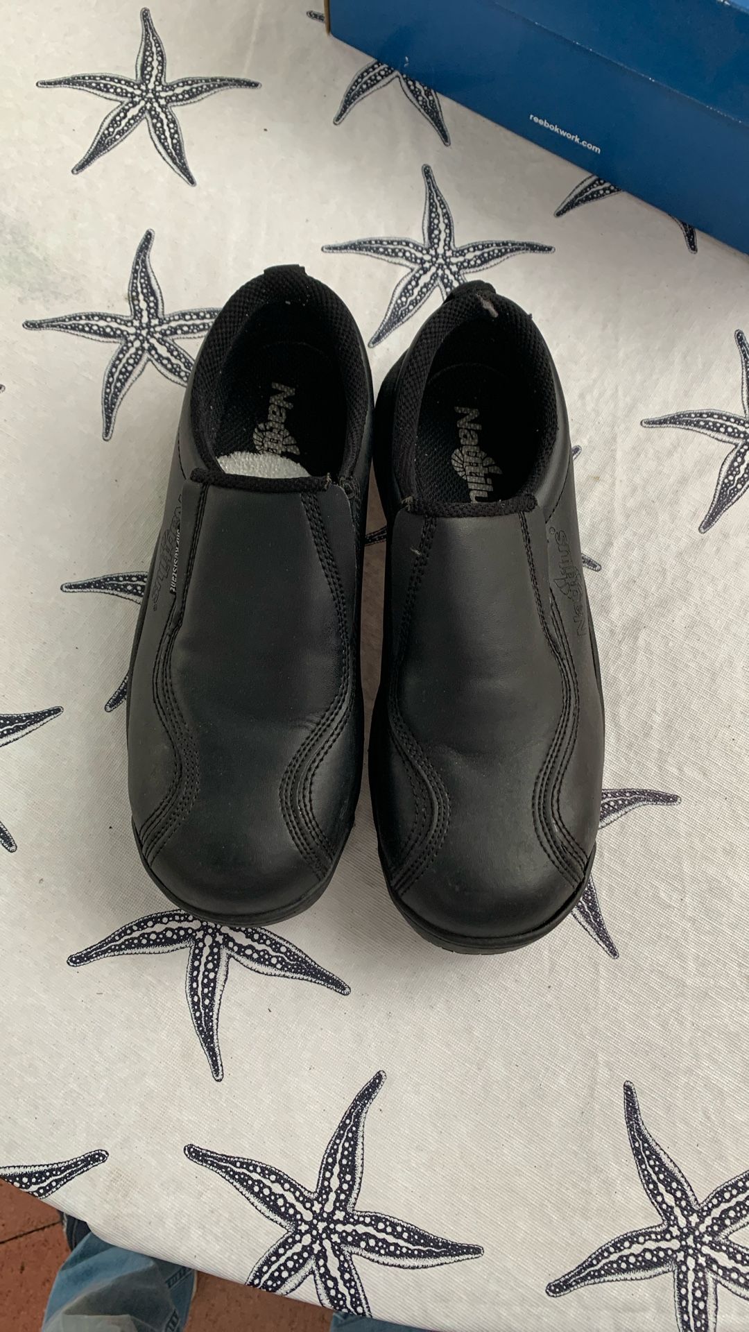 Nautilus 8.5M Shoes
