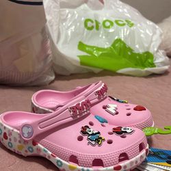 Crocs Minnie Mouse size C12