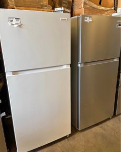 Frigidaire Top Freezer Refrigerator