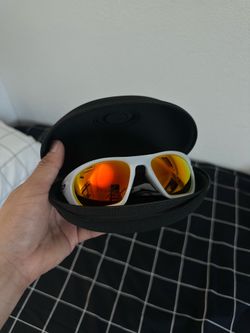 Oakley lateralis sleek edition