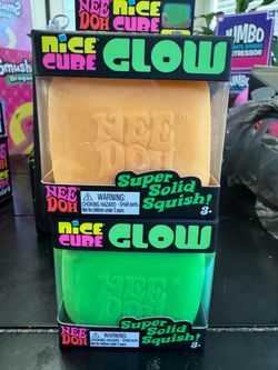 NeeDoh Nice Cube Glow