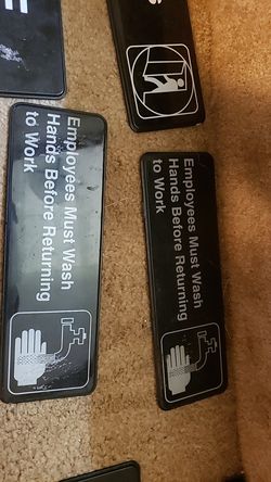 Restaurnt,/Store signage