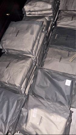 Essential Hoodies New