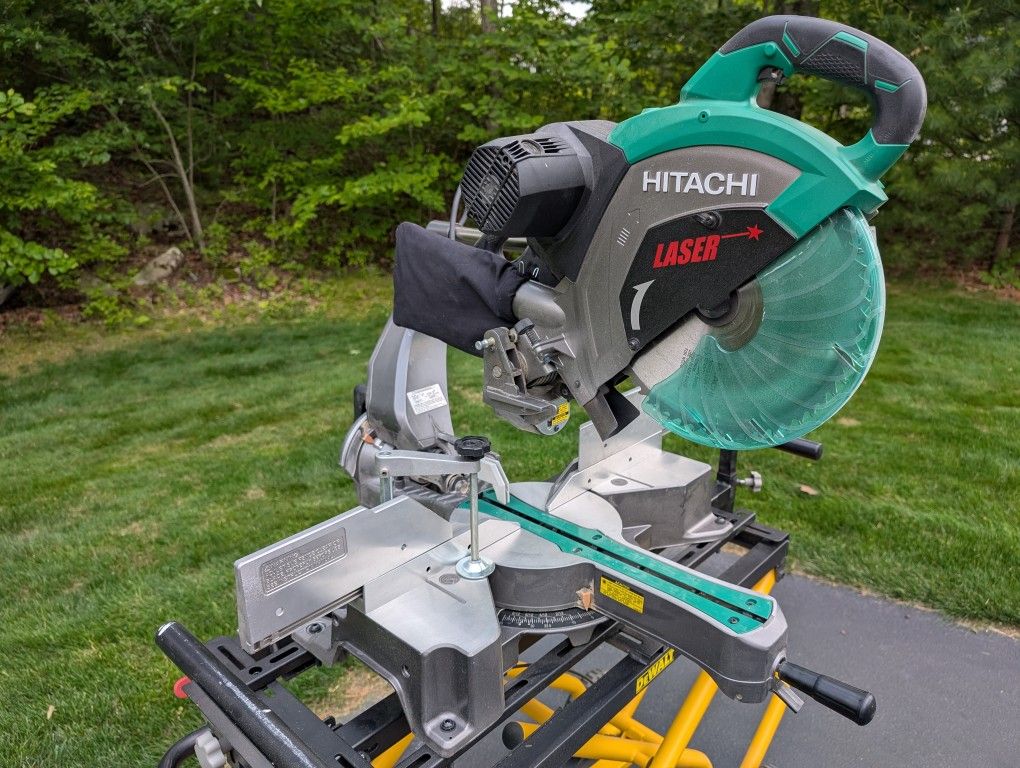 Hitachi Dual Bevel Miter Saw