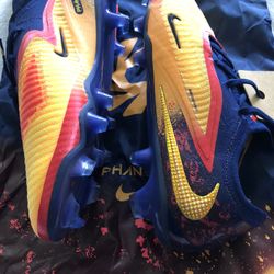 soccer cleats 