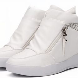 Hidden Wedge Platform Heel