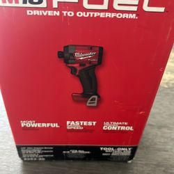 Milwaukee M18 Impact 