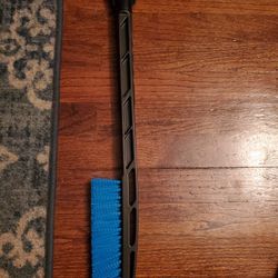 Snowbrush with Ice Scraper