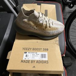 Yeezy FZ1269 Shoes