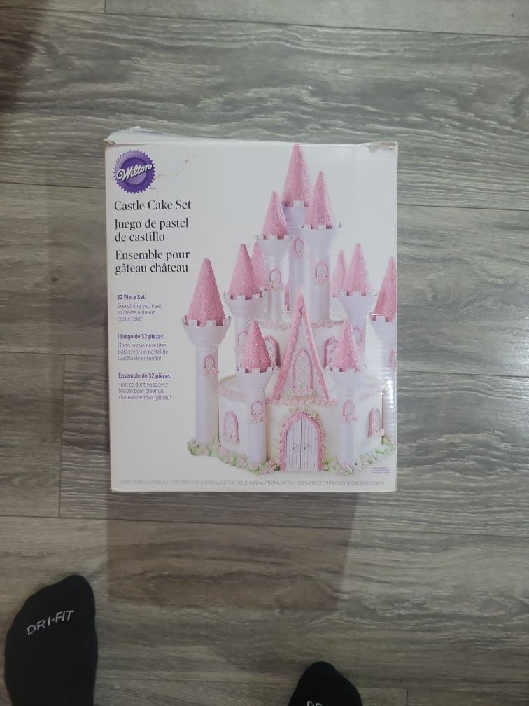 Castle Cake Set