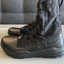 Nike combat boots (used twice)