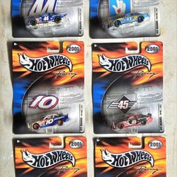 Hot Wheels Racing - Pit Board 2001 - Die Cast 1:64