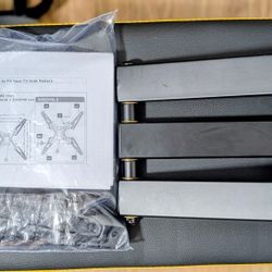 Echogear Ful MotionTV Wall Mount..