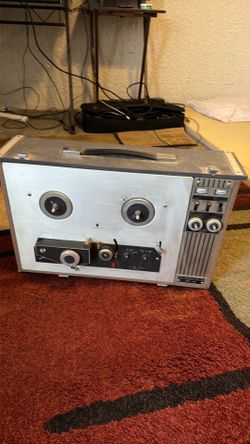 Tape player/ recorder late 50’s akai (tube technology)￼
