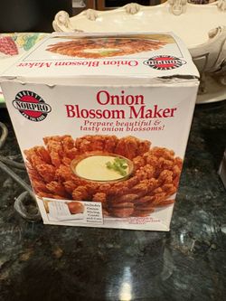 Onion Blossom Maker
