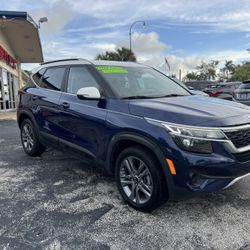 2021 KIA  Seltos  S $995 Down 