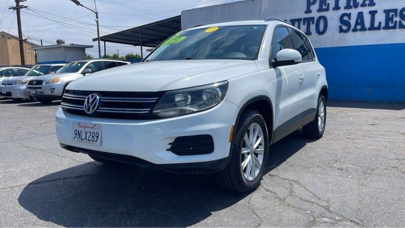 2015 Volkswagen Tiguan SE SUV 4DR