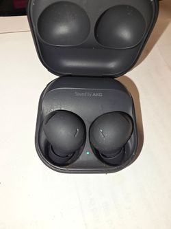 Samsung Bud2 Pro earphones  with Charging Case