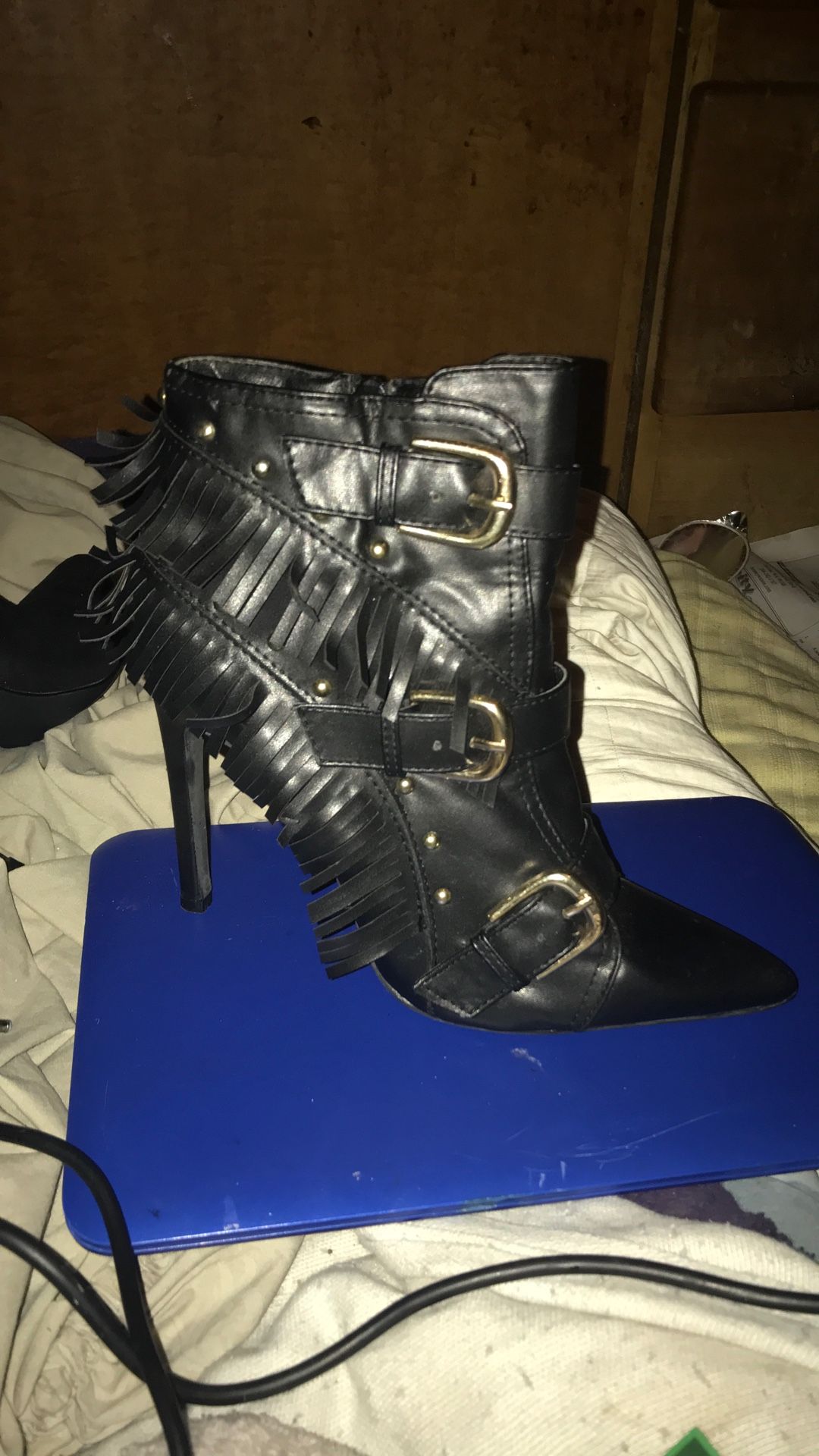 Scene Julita Red Stiletto