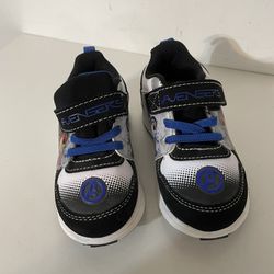 Marvel Sneakers Kids Size 8 Never Worn
