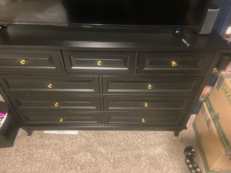 Bedroom dresser