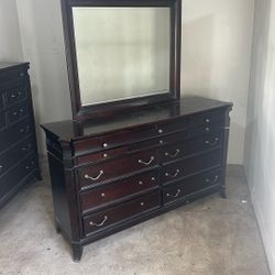 Drawer With Mirror