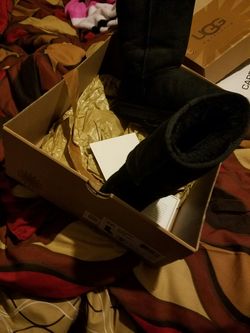 Uggs size 6