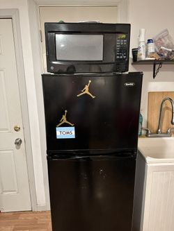 Fridge And Microwave