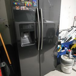 Samsung Refrigerator 