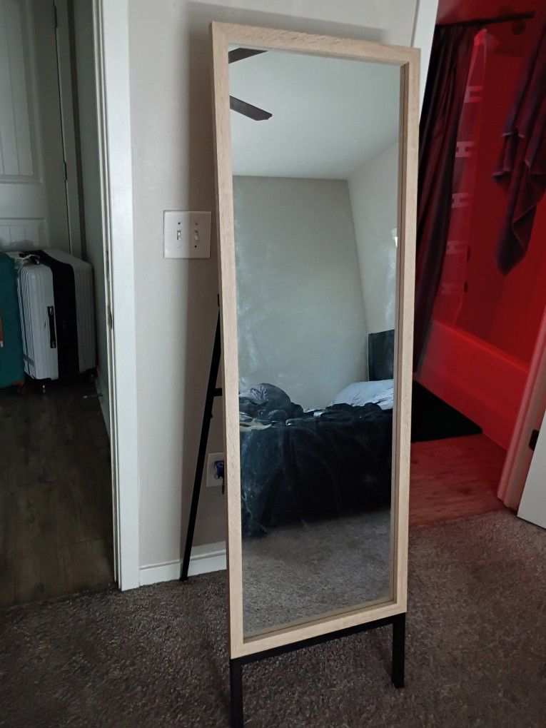 Moving Sale - Lamp, TV, Fridge And More