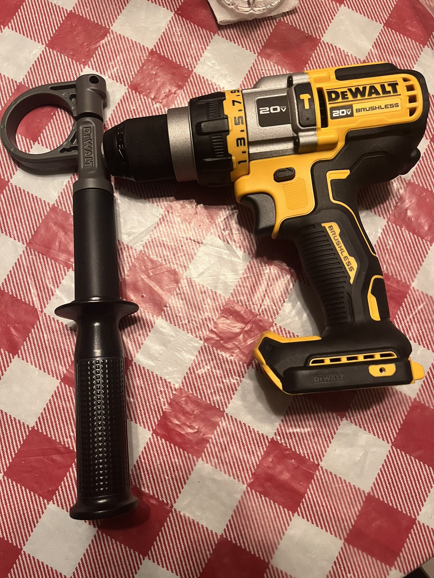 Brand New Dewalt Flexvolt Hammer Drill Never Used (tool Only)