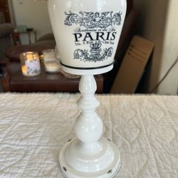 French Label Pot On Pillar