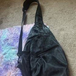 Single Strap Skull Bag