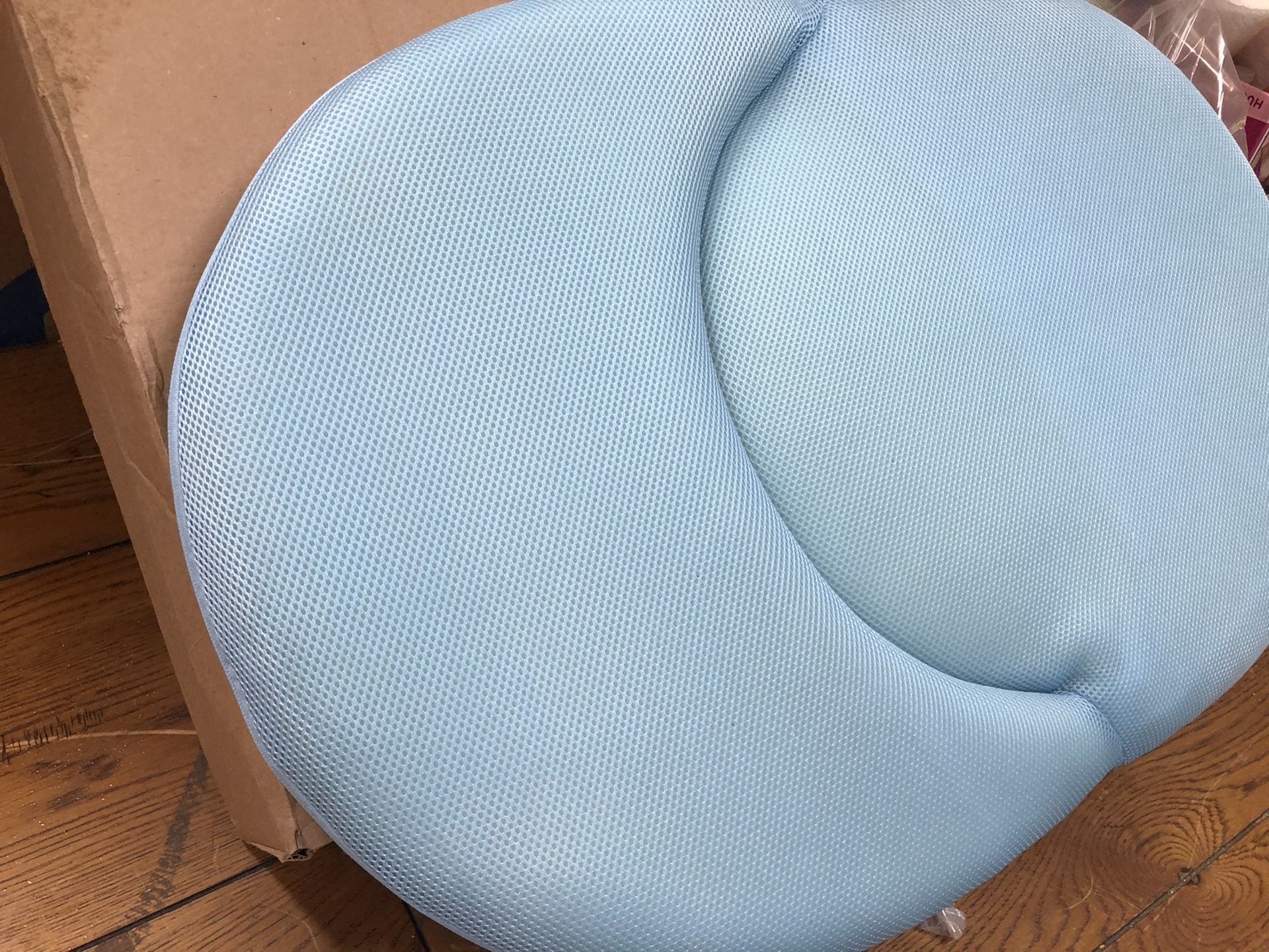 Dream On Me Multifunctional Nursing Chair in Blue