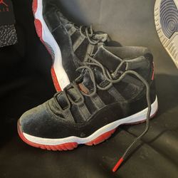  Jordan 11s 