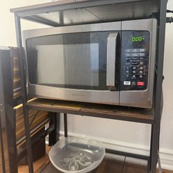 Like new Microwave 