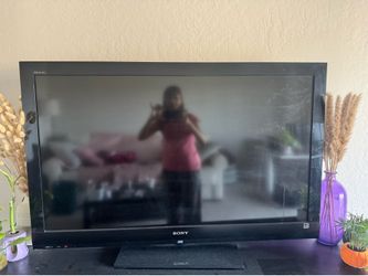 Sony tv 46in Bravia
