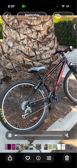 Kona red and black limited edition from 2014