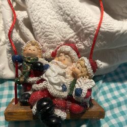 NWOT Resin Double Sided Santa With Children Christmas Tree Ornament