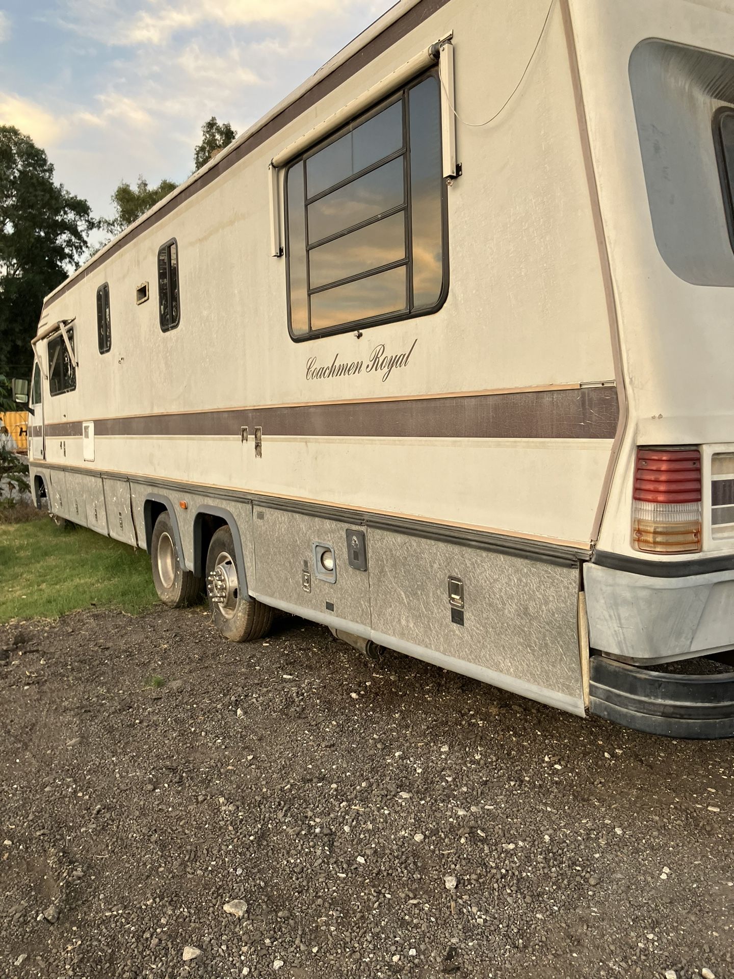 1990 Coachmen Royal RV for Sale in Riverside, CA - OfferUp