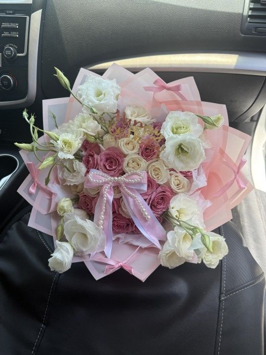 A Bow Theme Bouquet