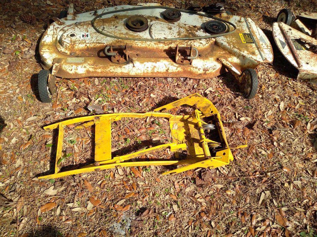 Cub Cadet Mower Decks 