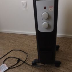 Moving Sale! Quality Radiator Heater