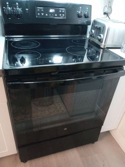 General Electric stove